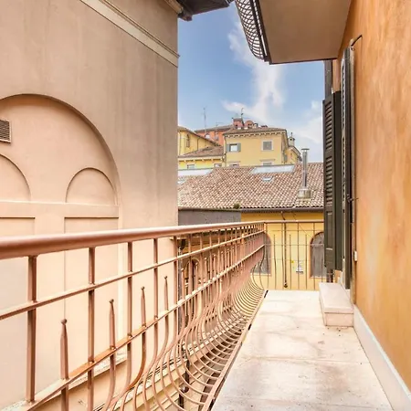 Apartmentsarena - Mercatorum - Piazza Erbe * Werona